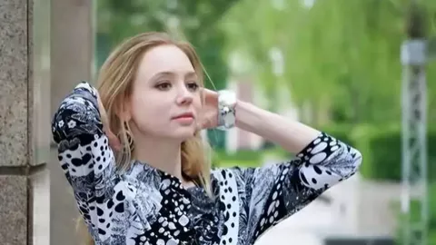 武契奇试乘中国铁路