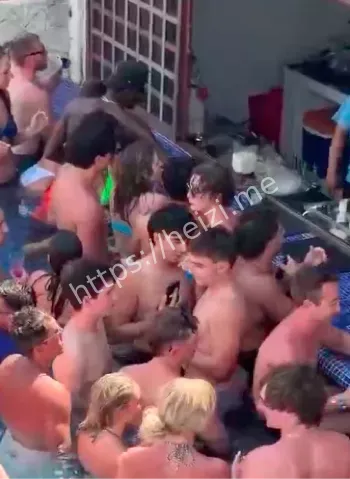 Bonnie Blue励志演讲争议细节