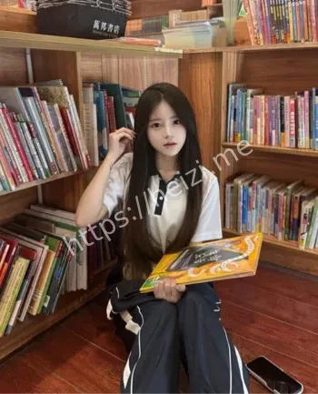 洪雯雯宿舍上铺偷情