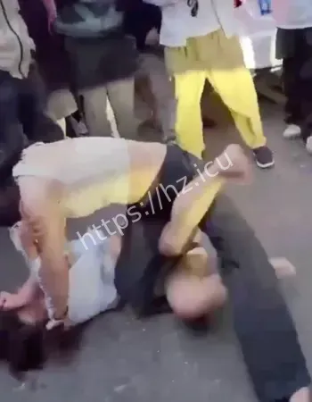 广州街头捉奸现场